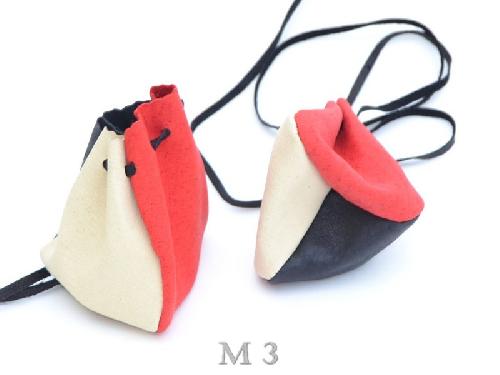 M�ec M3 �erven� s b�ovou